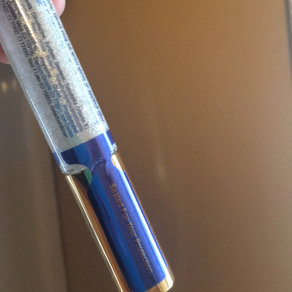 Lipsense - Picture 2 of 2